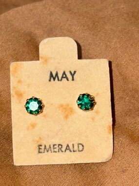 Vintage Emerald Green Rhinestone Stud Earrings May Birthstone Original Card